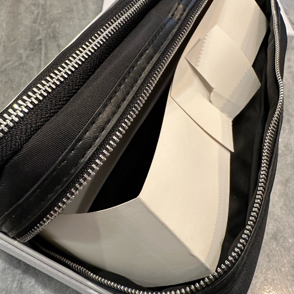 Dior Backstage makeup brush set cosmetic bag Black limited edition travel case - Picture 4 of 4